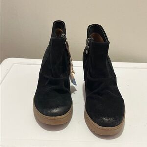 Black SOFFT Suede Ankle Boots